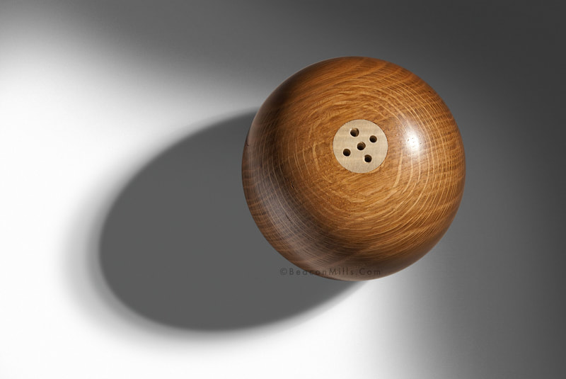 Sphere shaker in White Oak with Holly button.
